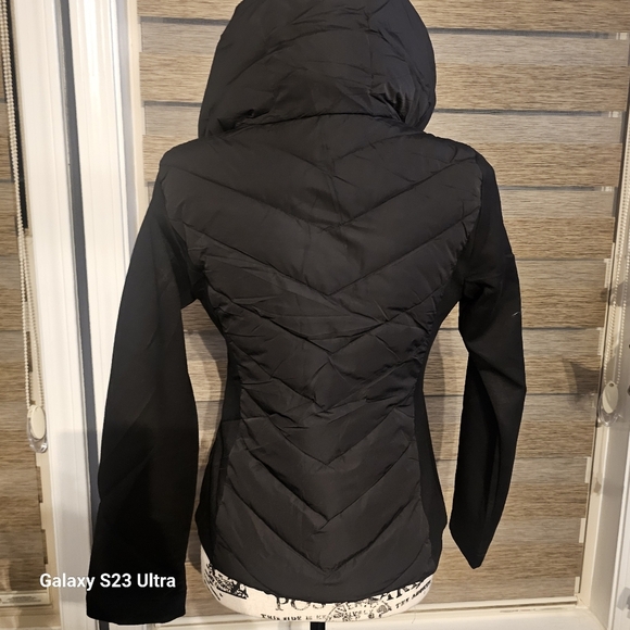 NWT Extra light black Puffer Jacket - Picture 16 of 16